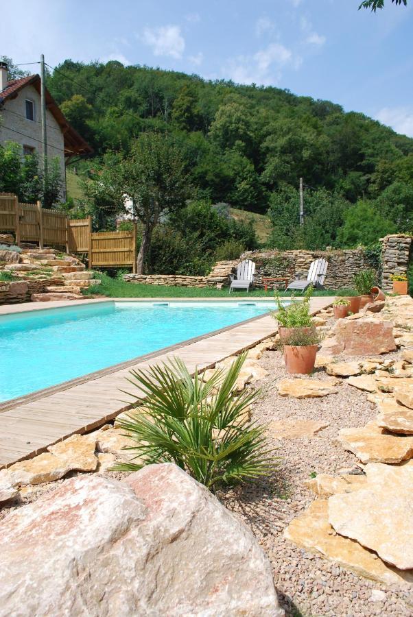 Chambres d'hôtes Soleil et Cacao Siccieu-Saint-Julien-et-Carisieu Exterior foto